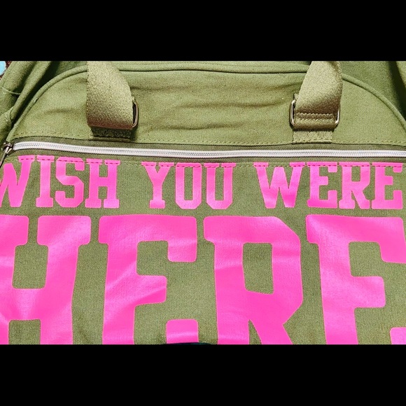 ⓈⓄⓁⒹVSPinK Duffel bag- {carry- on} - Picture 6 of 9